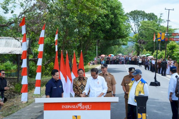 Presiden Jokowi Resmikan Jalan Inpres di Kabupaten Pangkep