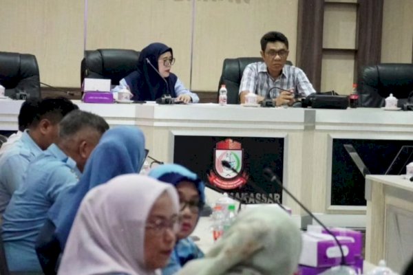 Komisi B DPRD Makassar Bahas Ranperda Pendirian Perusda Terminal Makassar Metro