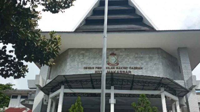 DPRD Makassar Siapkan Ranperda Baru tentang Penataan dan Pengendalian Reklame