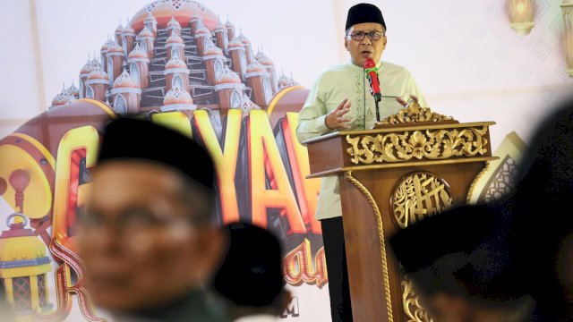 Pj Gubernur Bahtiar dan Danny Pomanto Hadiri Peringatan Nuzulul Qur&rsquo;an di Masjid Kubah 99 Asmaul Husna