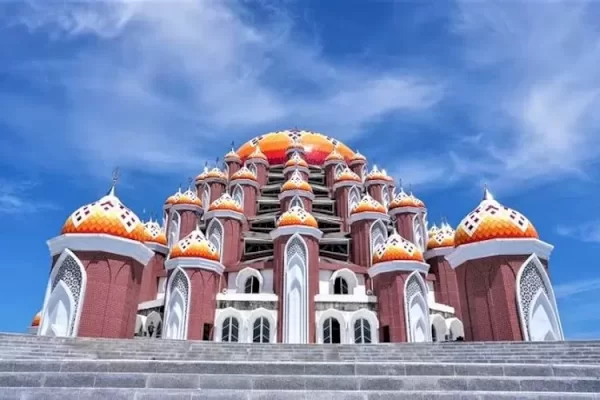 Pemprov Sulsel Pastikan Perbaikan Masjid 99 Kubah, Dilakukan Secara Bertahap