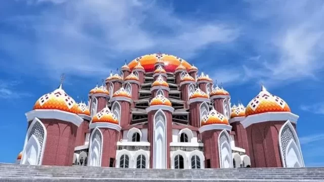 Pemprov Sulsel Pastikan Perbaikan Masjid 99 Kubah, Dilakukan Secara Bertahap