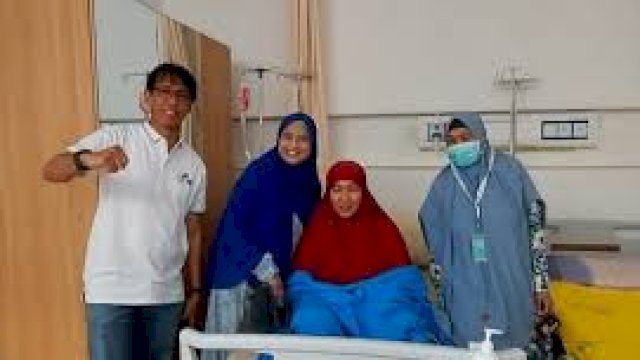 Kadinkes Makassar saat Dirawat di RSUD Daya.