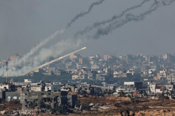 Tak Ada Habisnya, Israel Terus Bombardir Gaza Saat Perundingan Gencatan Senjata