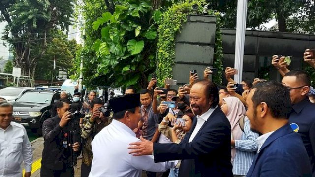 Surya Paloh Bawa NasDem Sambangi Kediaman Prabowo.(F-INT)