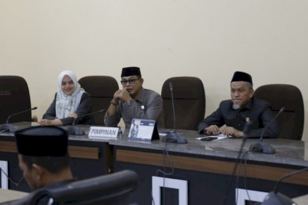 Gelar Rapat Paripurna, DPRD Pangkep Bentuk Pansus LKPJ TA 2023