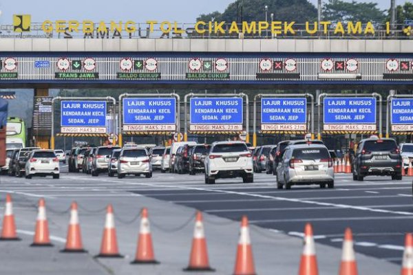Jokowi Teken Aturan Sistem Bayar Tol Tanpa Setop