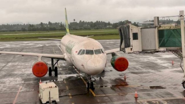 Puluhan Pesawat Gagal Terbang di Bandara Sam Ratulangi.(F-INT)
