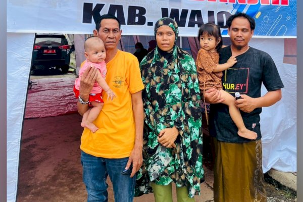 Alhamdulillah! NasDem Gerak Cepat Evakuasi Balita yang Terjebak Banjir Bandang di Wajo