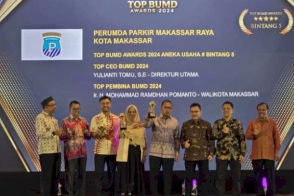 Hebat! PD Parkir Makassar Raih Top BUMD Awards 2024