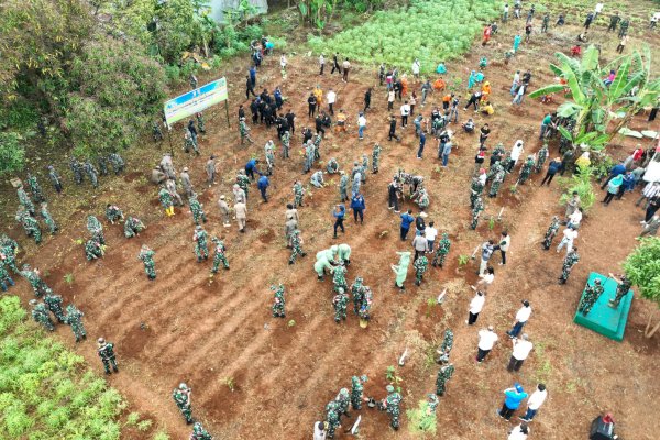 Peringatan Hari Bumi, Kodim 1408/ bersama Forkopimda, KASAD berbuat baik untuk Alam dan Masyarakat.