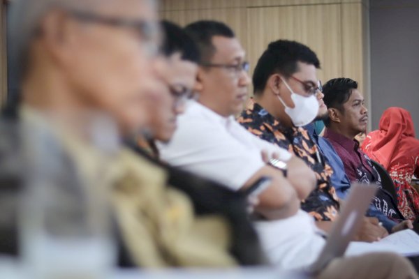 PJ Sekda Makassar Firman Pagarra Hadiri Lokakarya Pengelolaan Persampahan, Wujud Komitmen Makassar Kota Low Carbon City