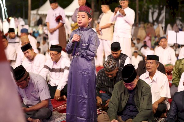 Prestasi Rifaat, Bocah 7 Tahun yang Azan di Salat Subuh Berjemaah Pemkot Makassar