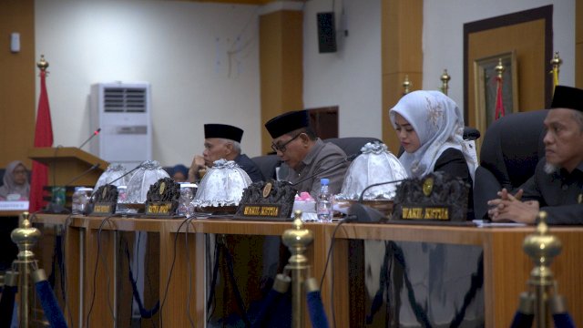 Rapat Paripurna DPRD Pangkep.