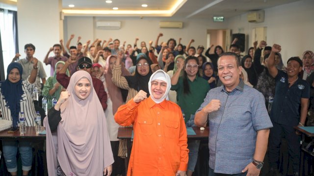 Indira Yusuf Ismail.(F-INT)