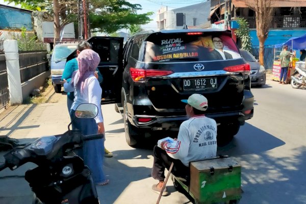 Rusdin Abdullah Konsisten Berbagi Kebahagiaan di Jumat Berkah