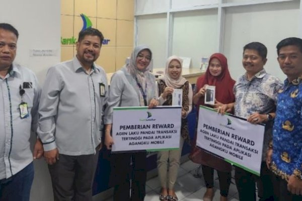 Apresiasi Agen Laku Pandai: Bank Sulselbar Beri Reward untuk Dua Warga Bulukumba