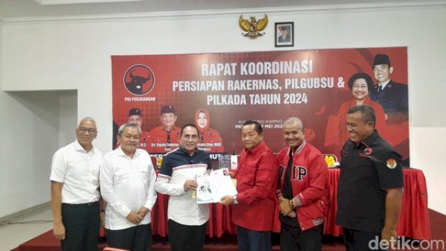 Jokowi Tanggapi Santai Fotonya Tak Ada di Kantor PDIP Sumut.(F-INT)