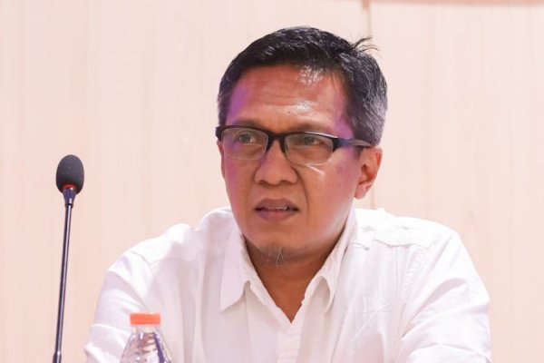 Hati-Hati! Ada Kebocoran Pipa di Jalan Dr Leimena, PDAM Makassar : Tampung Air Sebelum Proses Pengerjaan