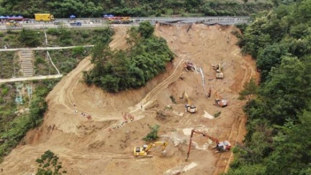 Jalan Raya Amblas di China.(F-INT)