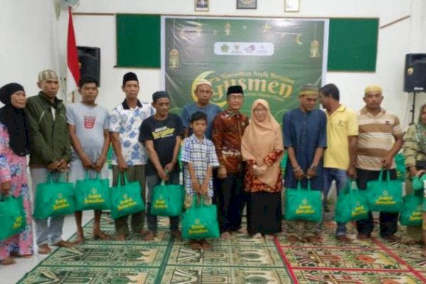 Kemenag Pangkep Bagikan Ribuan Bingkisan di Festival Ramadhan