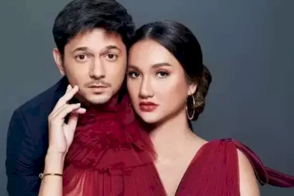 Tengku Dewi Putri Gugat Cerai Andrew Andika