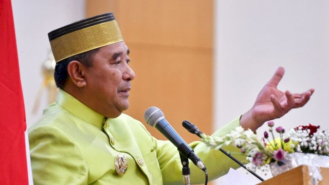 Pj Gubernur Sulsel Serahkan Bantuan dan Resmikan Proyek Pembangunan di HUT ke-64 Pangkep