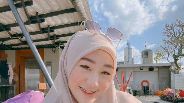 Larissa Chou.(F-INT)