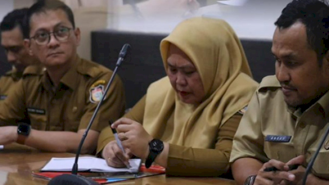 Rapat Monitoring dan Evaluasi BAPENDA Makassar Dorong Optimalisasi Kinerja