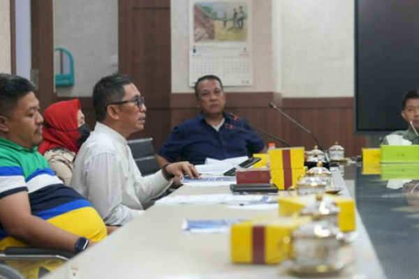Sekretaris Bapenda Hadiri Rapat Monitoring dan Evaluasi SKPD Kota Makassar Triwulan II Tahun Anggaran 2024
