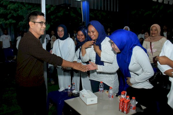Ratusan Emak-emak di Makassar Gabung Relawan Wanita Hebat, Beri Dukungan ke Rusdin Abdullah di Pilwalkot