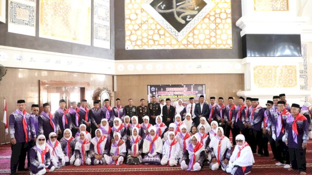 Sekda Bantaeng Lepas 208 CJH 2024