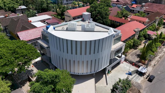 Tampat dari Depan Gedung TP PKK dan Dekranasda Makassar.