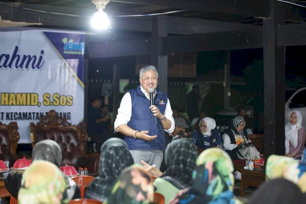 Membludak! Ribuan Warga Tiroang Temu Sapa Irwan Hamid, Bukti Kerjanya Sangat Dirasakan