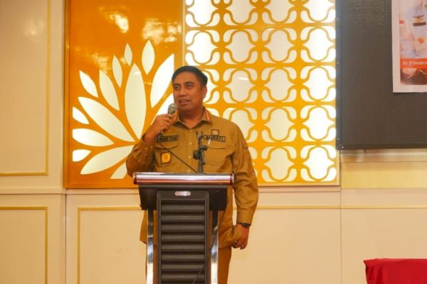 Gaji 13 ASN Maros Mulai Dibayarkan, Bupati Chaidir Syam: Manfaatkan Untuk Pendidikan