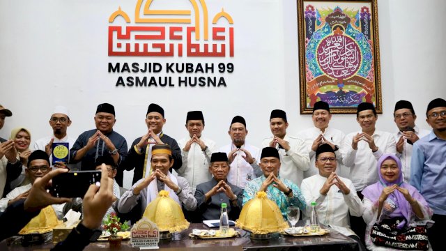 Danny Pomanto Dampingi Pj Gubernur Prof Zudan Hadiri Ngaji Bareng UAS di Masjid 99 Kubah
