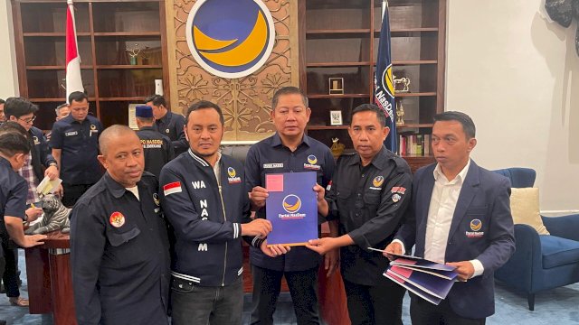 NasDem Berikan Surat Rekomendasi Kepada Muhammad Firdaus di Pilkada Takalar.