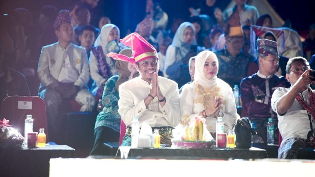 PJ Sekda Makassar Bangga Ratusan Peserta Karnaval Budaya Tampil Memukau di Hadapan Seluruh Wali Kota Se Indonesia