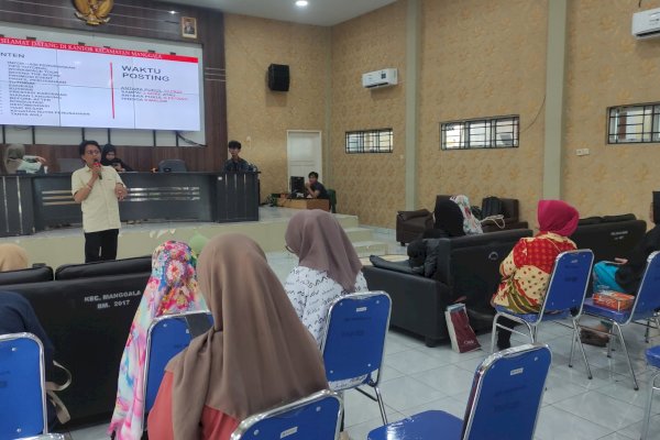 Dinas Kominfo Makassar Beri Pelatihan Komunikasi dan Informasi kepada Anggota KIM Manggala