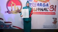 Indira Yusuf Ismail Raih Penghargaan Manggala Karya Kencana BKKBN