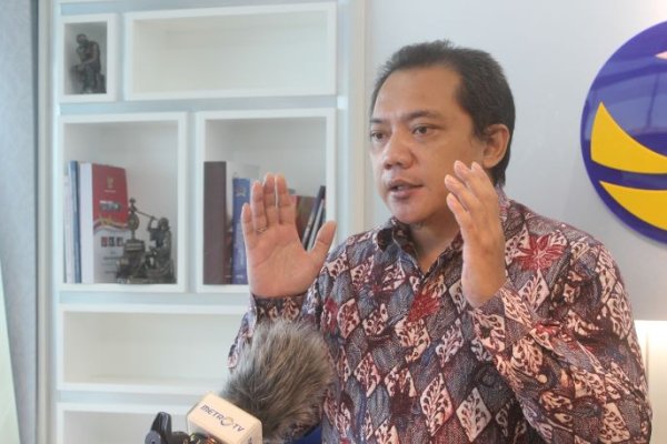 Amendemen UUD 1945 Harus Melalui Kajian Matang