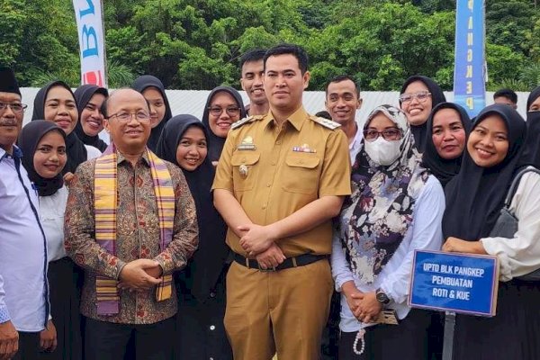 Bupati Pangkep Dampingi Sekjen Kemenaker Buka Pelatihan Ketenagakerjaan