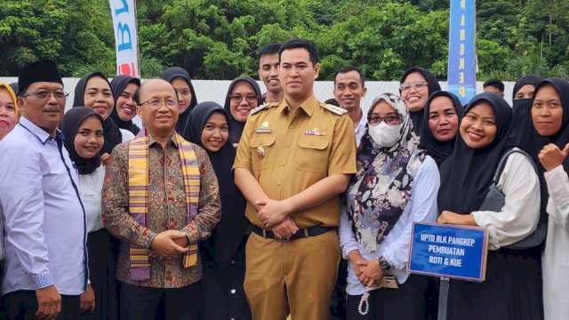 Bupati Pangkep Dampingi Sekjen Kemenaker Buka Pelatihan Ketenagakerjaan