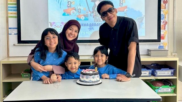 Desta dan Natasha Rizky Pamer Momen Rayakan Ulang Tahun Anak.(F-INT)