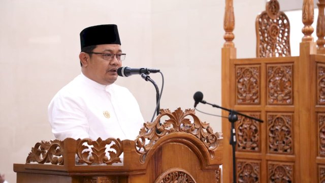 Pj Bupati Bantaeng Shalat Idul Adha di Mesjid Agung Syekh Abdul Gani