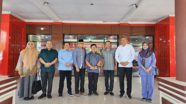 Anggota Pansus DPRD Sulsel Ranperda Cadangan Pangan Pemprov Kunjungi Kabupaten Polman