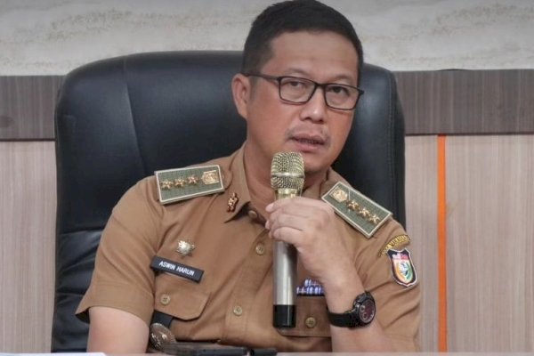 Aswin Kartapati Ingatkan Kolektor Retribusi Sampah untuk Tetap Disiplin