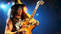 Slash Guns N&rsquo; Roses Bagikan Kabar Duka, Putrinya Meninggal Dunia di Usia 25 Tahun