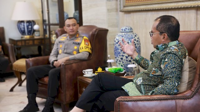 Danny Pomanto dan Kapolres Pelabuhan Silaturahmi.