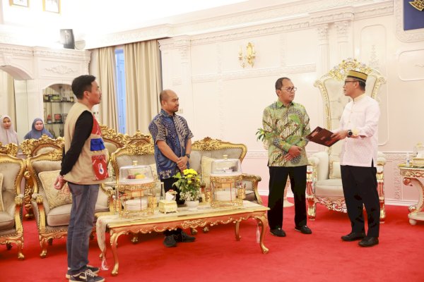 Danny Pomanto Antar Undangan F8 ke Pj Gubernur Sulsel